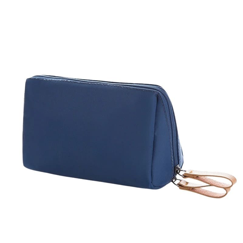 mini-trousse-de-toilette-bleu-a-vos-trousses Mini trousse de toilette bleu - À vos trousses