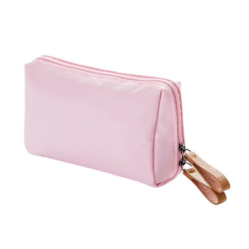 mini-trousse-de-toilette-rose-a-vos-trousses Mini trousse de toilette rose - À vos trousses