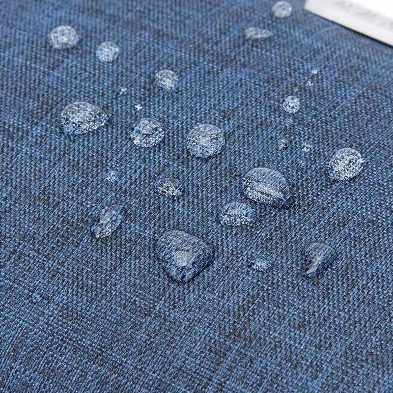 petite-trousse-de-toilette-voyage-bleu-marine-4-a-vos-trousses