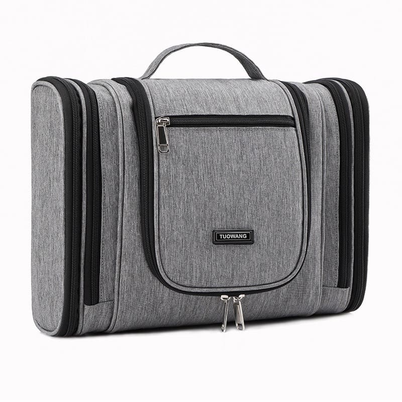 trousse-de-toilette-avec-plusieurs-compartiments-gris-a-vos-trousses Trousse de toilette avec plusieurs compartiments gris - À vos trousses