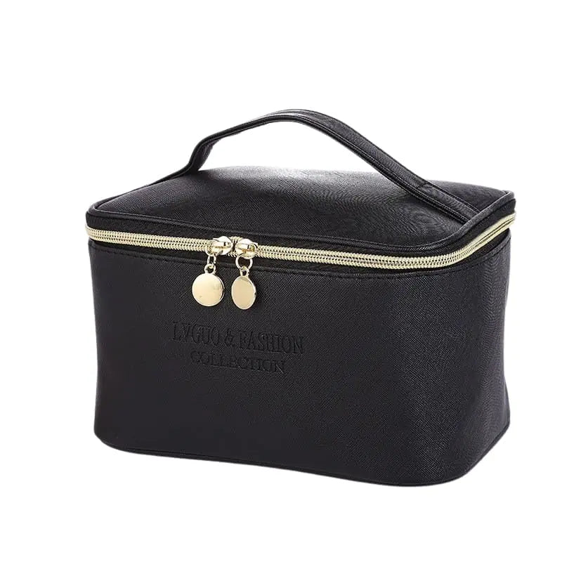trousse-de-toilette-chic-femme-noir-a-vos-trousses Trousse de toilette chic femme noir - À vos trousses
