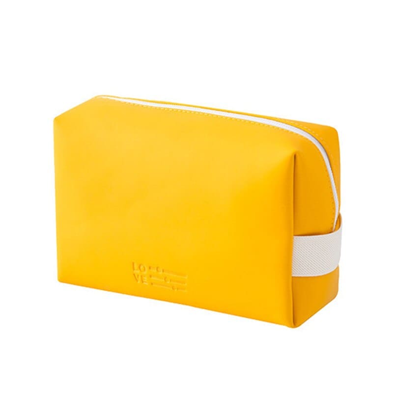 trousse-de-toilette-coloree-jaune-a-vos-trousses Trousse de toilette colorée jaune - À vos trousses