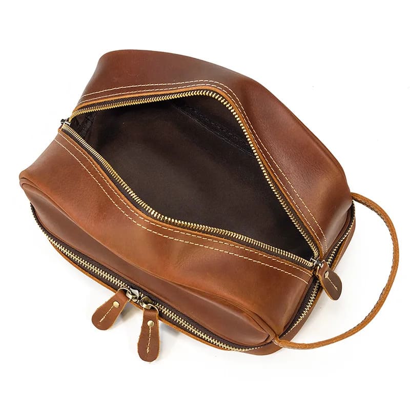 trousse-de-toilette-cuir-homme-luxe-marron-5-a-vos-trousses