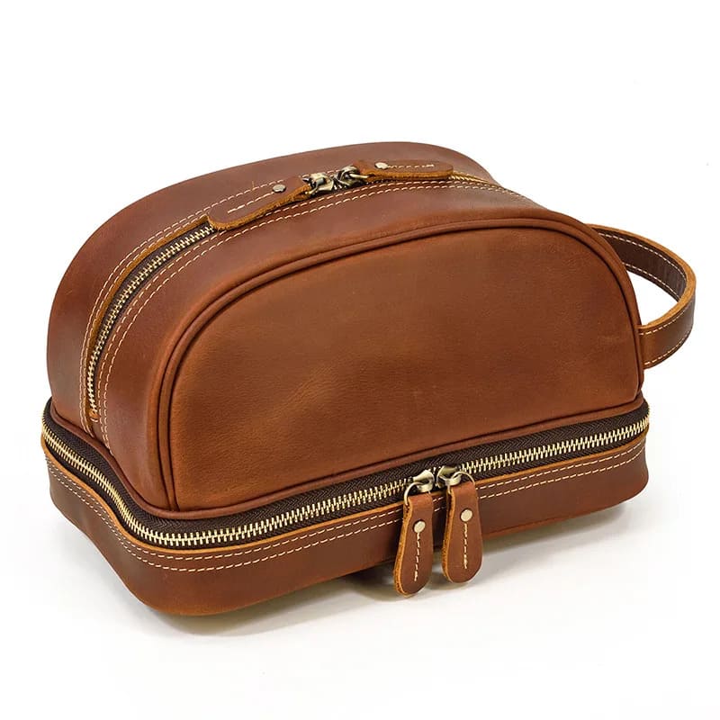 trousse-de-toilette-cuir-homme-luxe-marron-a-vos-trousses Trousse de toilette cuir homme luxe marron - À vos trousses