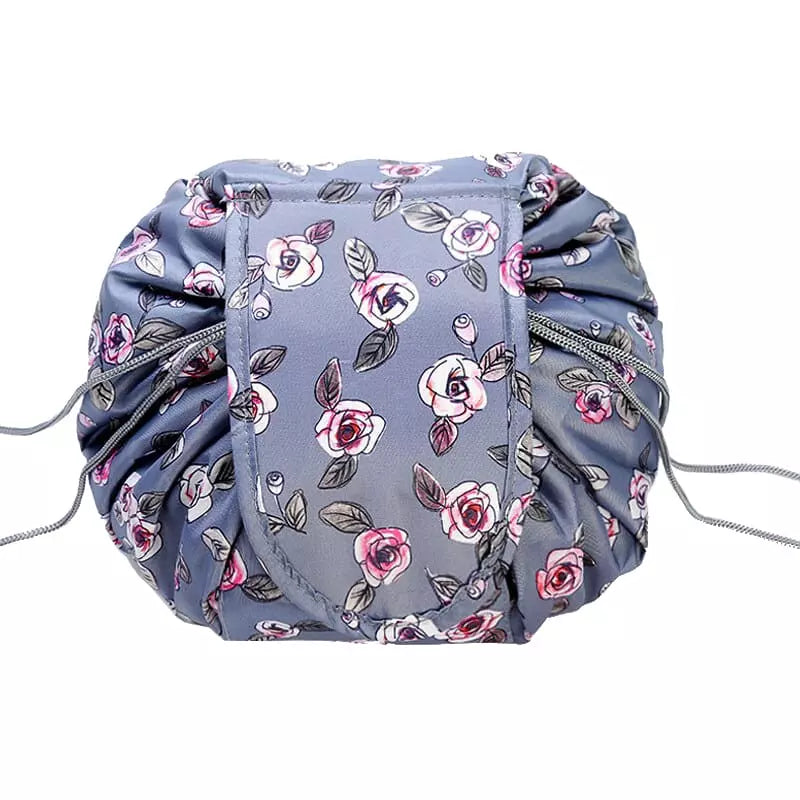 trousse-de-toilette-fourre-tout-gris-fleurs-a-vos-trousses Trousse de toilette fourre tout gris fleurs - À vos trousses