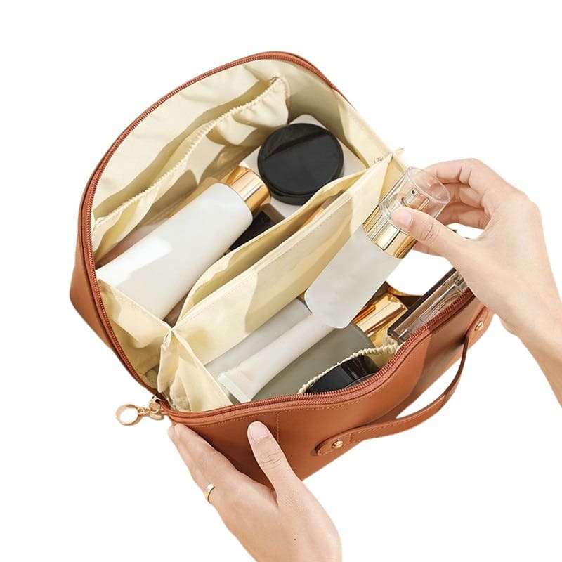 trousse-de-toilette-grande-ouverture-marron-2-a-vos-trousses