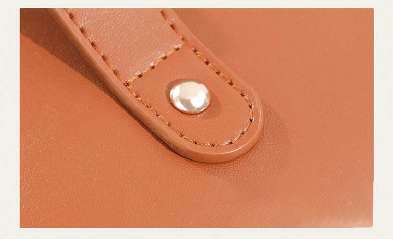 trousse-de-toilette-grande-ouverture-marron-4-a-vos-trousses