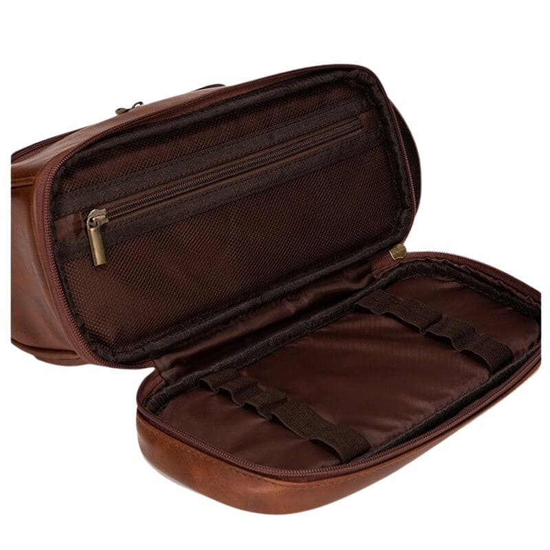 trousse-de-toilette-homme-cuir-a-suspendre-5-a-vos-trousses