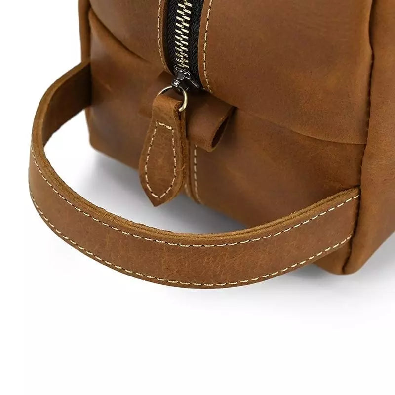 trousse-de-toilette-homme-cuir-marron-3-a-vos-trousses-9