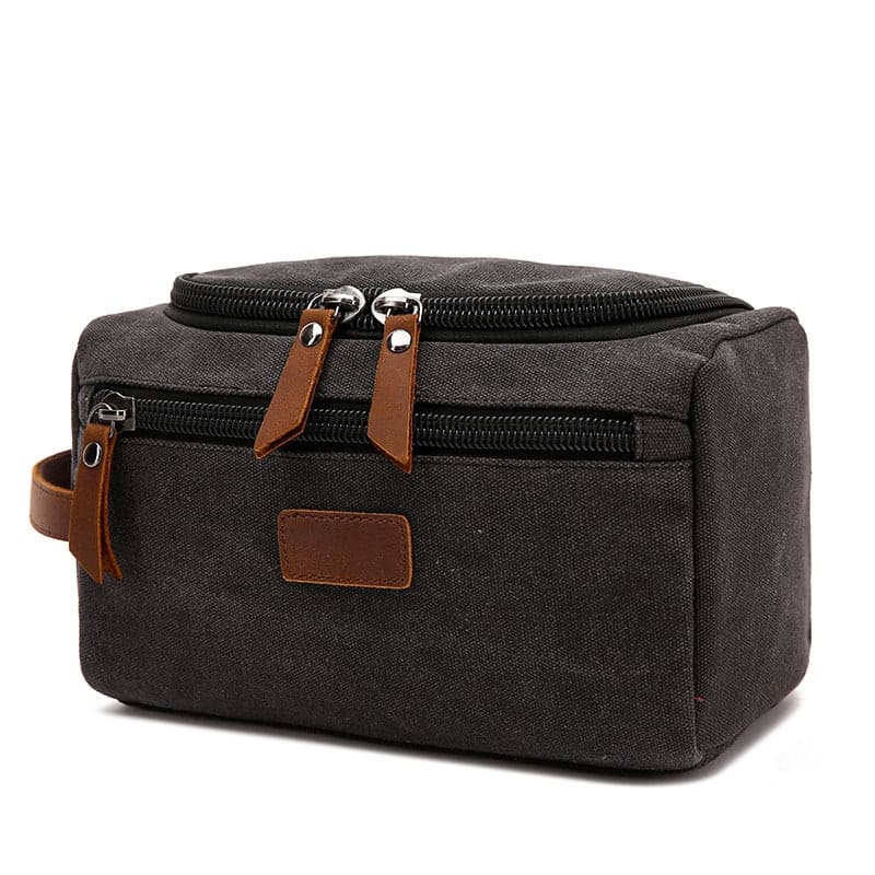 trousse-de-toilette-homme-tendance-noir-a-vos-trousses Trousse de toilette homme tendance noir - À vos trousses