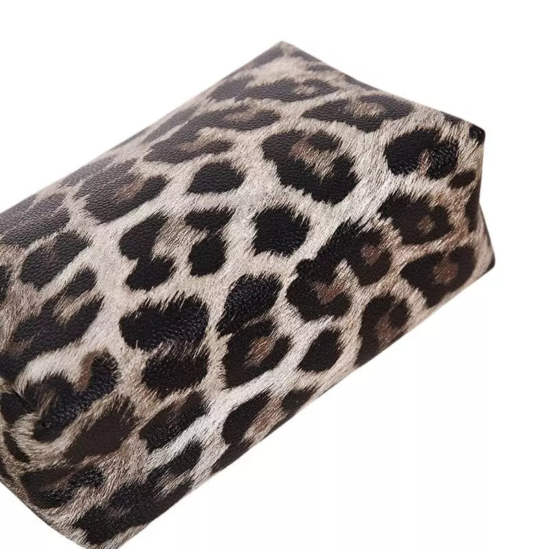 trousse-de-toilette-leopard-marron-3-a-vos-trousses