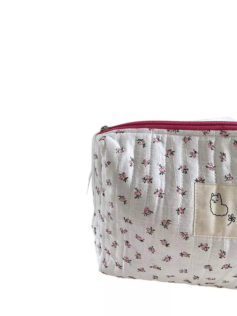 trousse-de-toilette-matelassee-rouge-3-a-vos-trousses