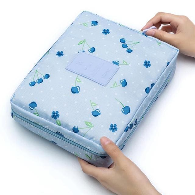 trousse-de-toilette-pliable-15-a-vos-trousses Trousse de toilette pliable - À Vos Trousses