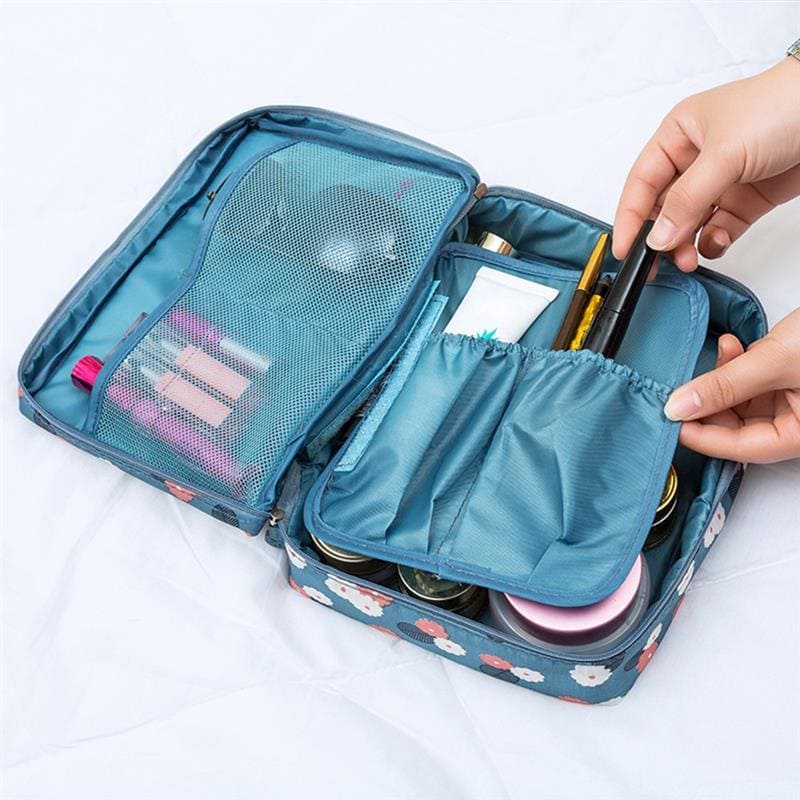trousse-de-toilette-pliable-18-a-vos-trousses