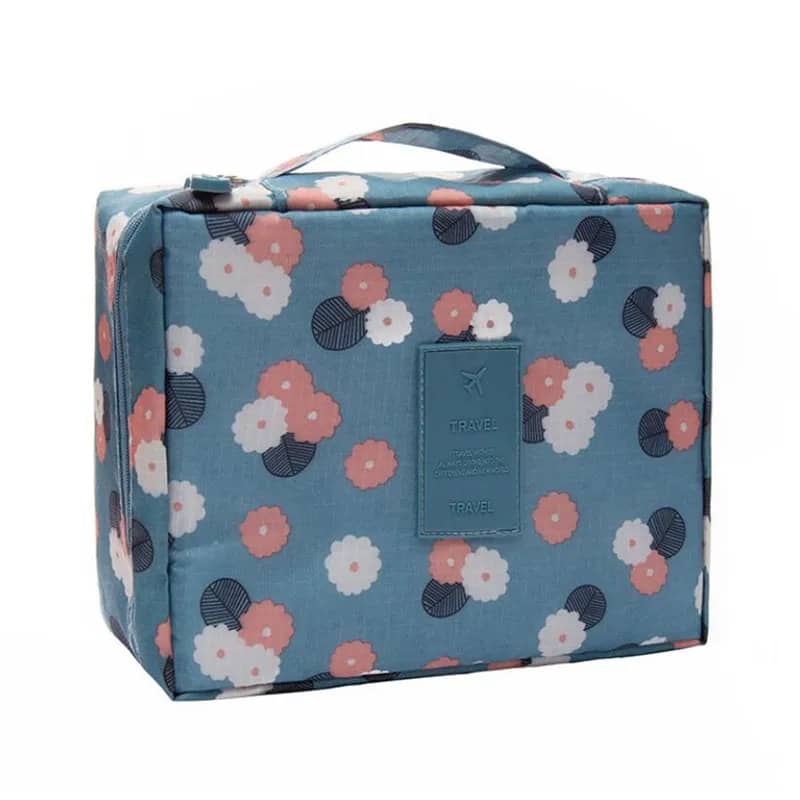 trousse-de-toilette-pliable-a-vos-trousses-2