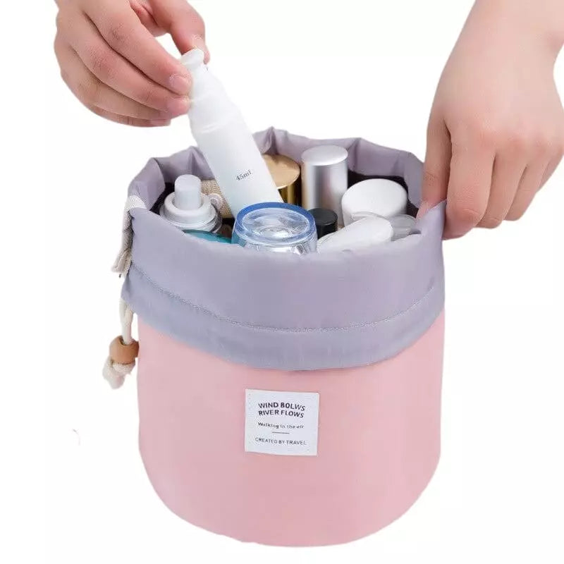 trousse-de-toilette-ronde-rose-2-a-vos-trousses
