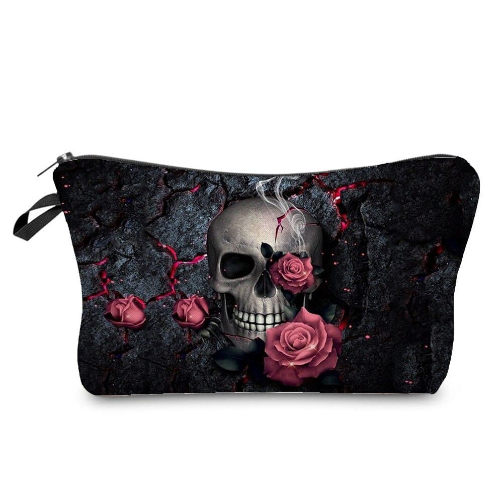 trousse-de-toilette-tete-de-mort-19-a-vos-trousses Trousse de toilette tête de mort variante 19 - À vos trousses