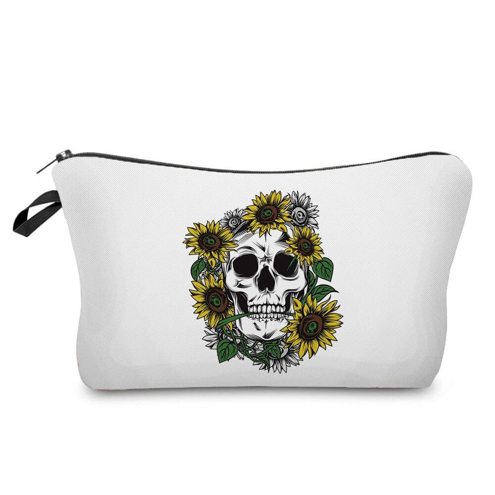 trousse-de-toilette-tete-de-mort-4-a-vos-trousses Trousse de toilette tête de mort variante 4 - À vos trousses