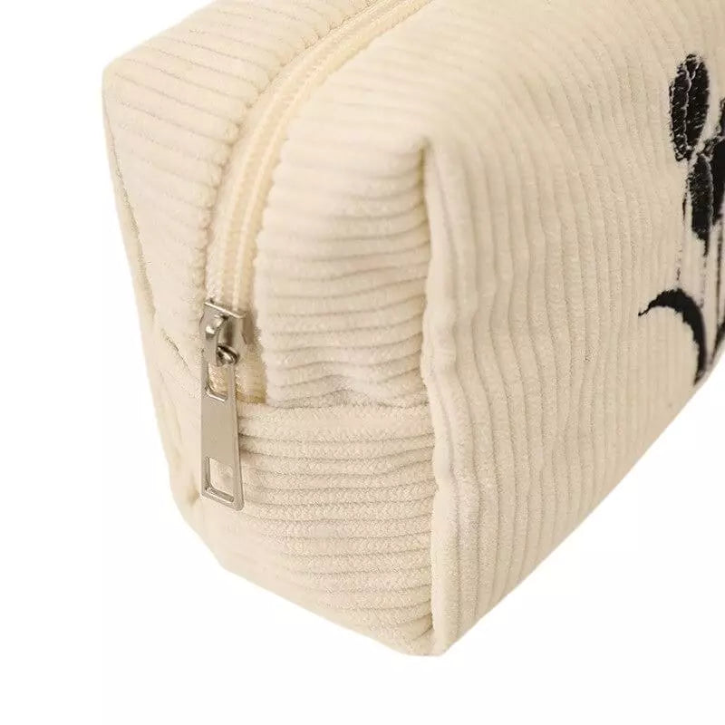 trousse-de-toilette-velours-cotele-blanc-3-a-vos-trousses