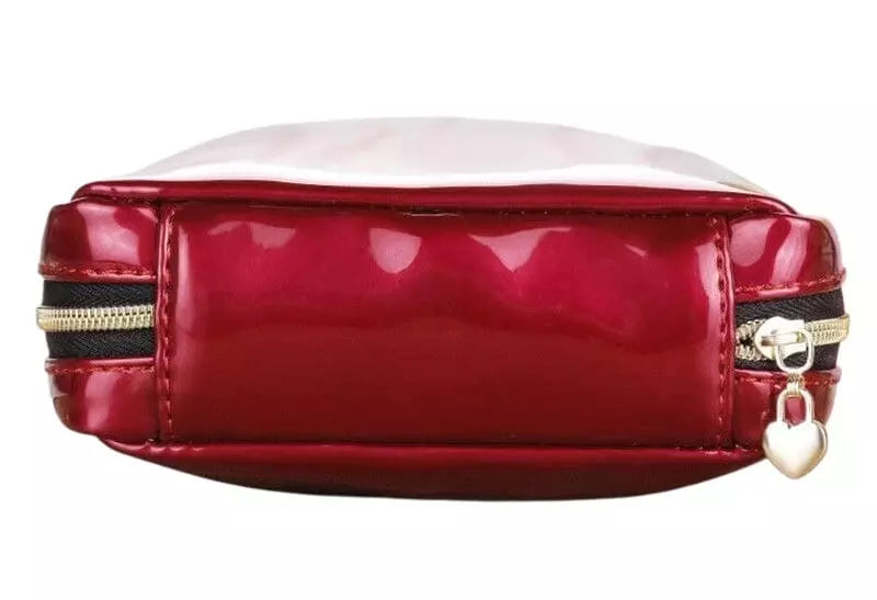 trousse-de-toilette-vernis-bordeaux-3-a-vos-trousses