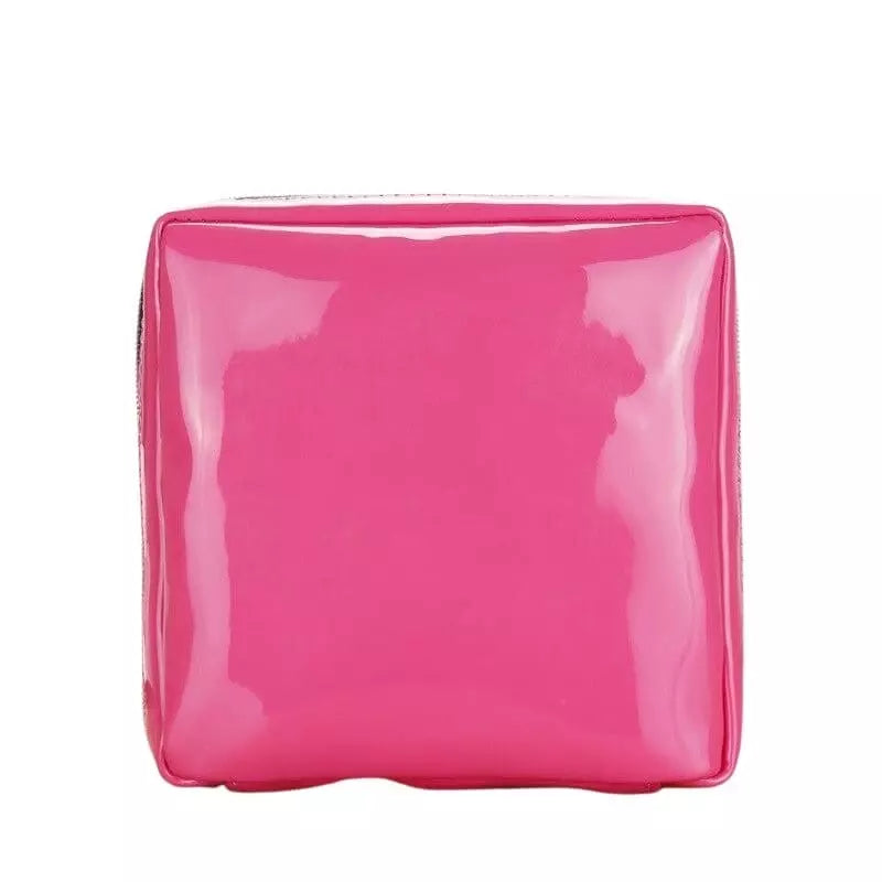 trousse-de-toilette-vernis-rose-a-vos-trousses Trousse de toilette vernis rose - À vos trousses